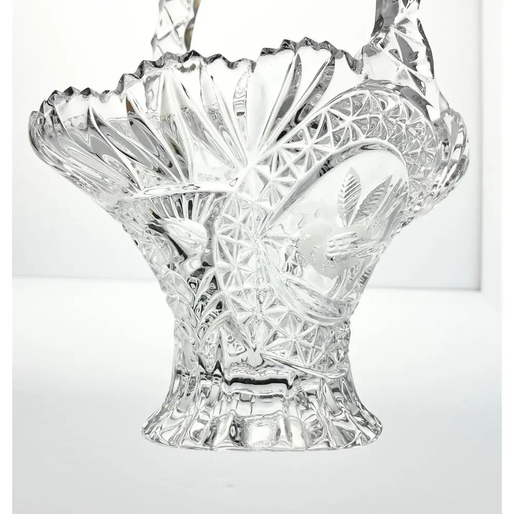 Hofbauer “Byrdes” Large Cut Crystal Deep Handled Basket 10 1/2”